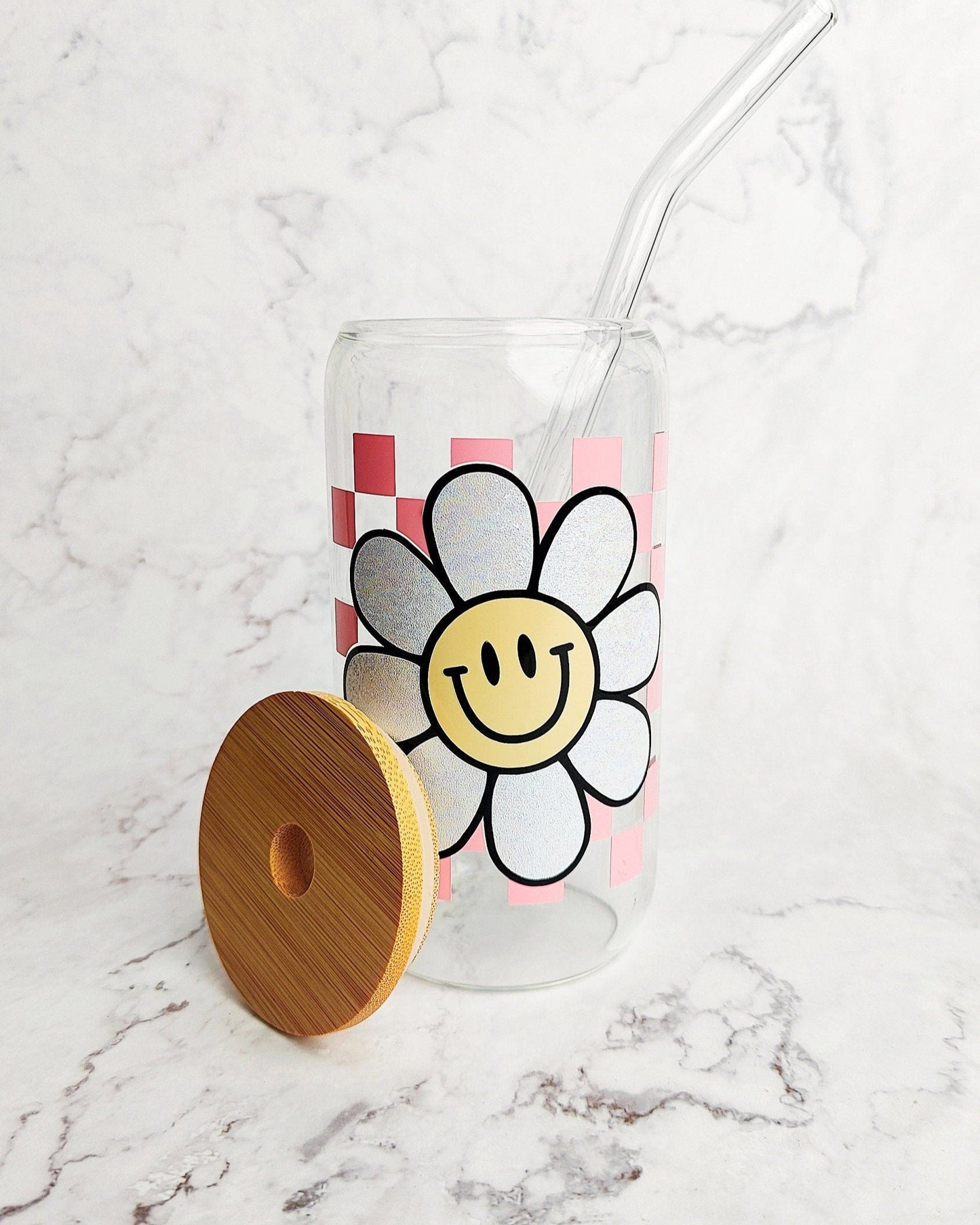 Happy Checkered Daisy Glass Cup