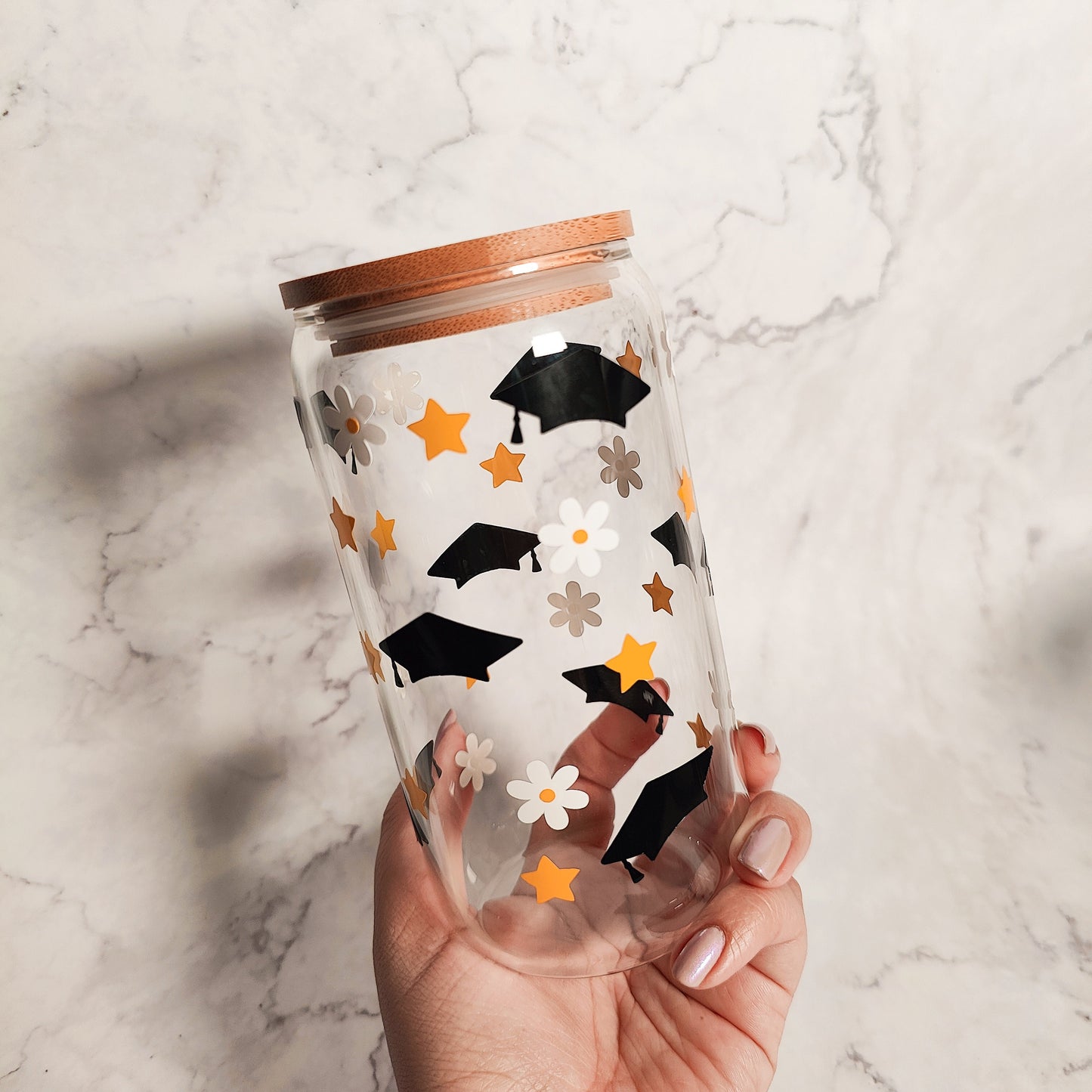 Grad Caps and Daisies Glass Coffee Cup