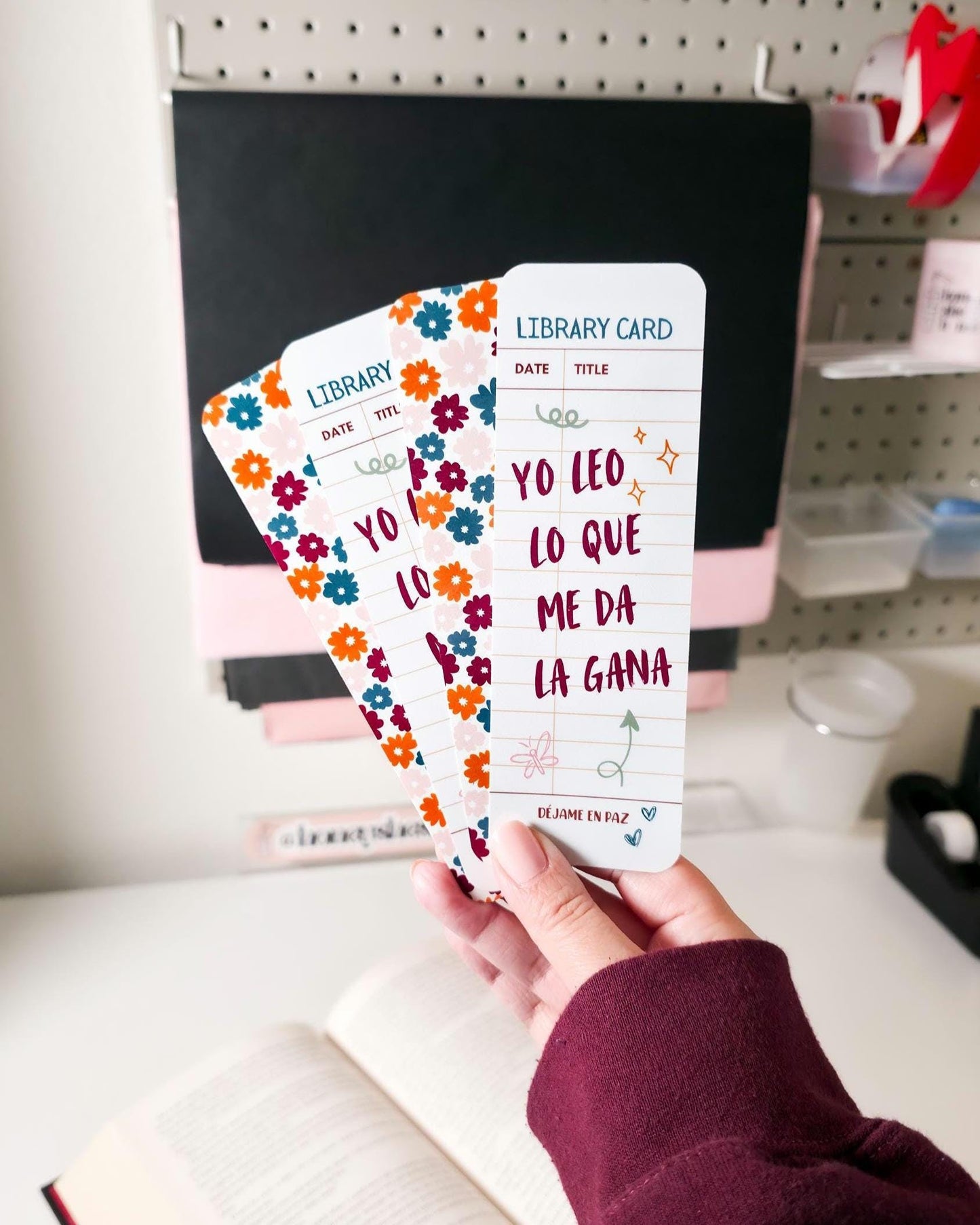 Yo Leo Lo Que Me Da La Gana Library Card Bookmark Duo | Spanish Bookish Gift | Latina Book Lover Accessory