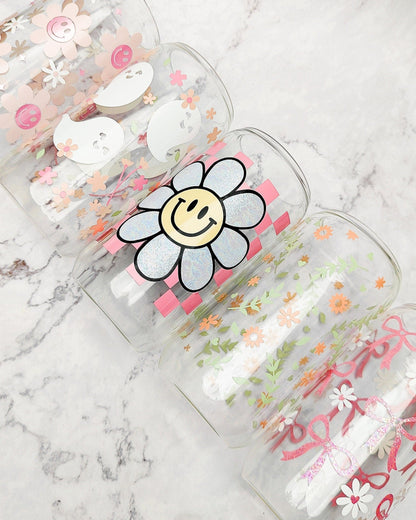 Happy Checkered Daisy Glass Cup