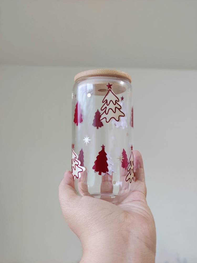 Christmas Tree Iced Coffee Cup, Christmas Gift, Cute Holiday Cup, Holiday Glass Can, Winter Cup with Lid and Straw, Libbey Beer Soda Can