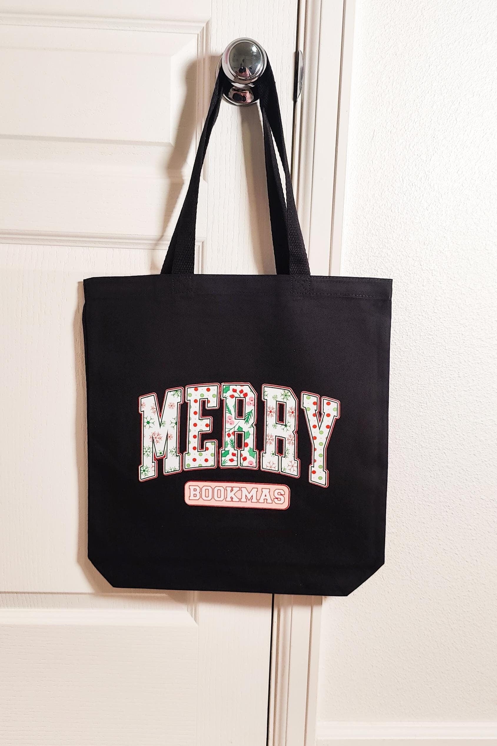 Merry Bookmas Tote Bag, Farmers Market Tote, Small Grocery Bag, Reusable Cotton Bag, Retro Flower Market Tote, Christmas Gift Bag