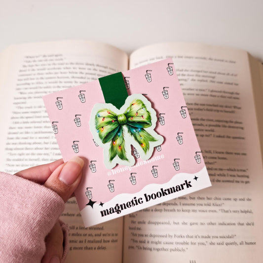 Green Christmas Bow Magnetic Bookmark: Xmas Lights