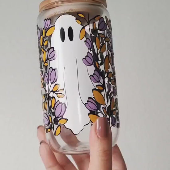 Fall Ghost Coffee Cup, Cute Spooky Glass Can, Autumn Leaves Libbey, Halloween Fall Beer Cup with Bamboo Lid, Fall Decor, Spooky Gift